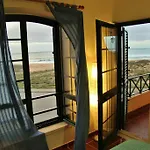 Supertubos Hostal Atouguia Da Baleia