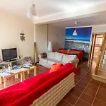 Hostal Supertubos Atouguia Da Baleia