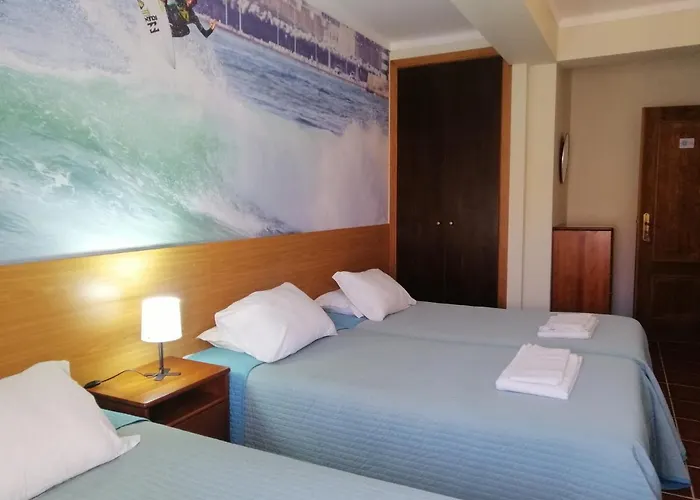 Hostal Supertubos Atouguia Da Baleia