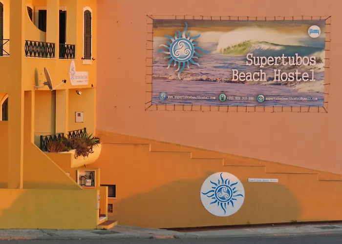 Hostal Supertubos Atouguia Da Baleia